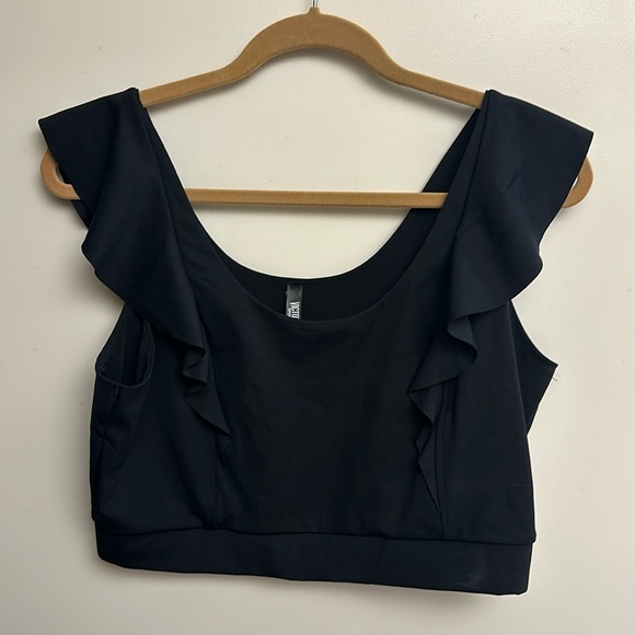 Victoria's Secret Other - Victoria’s Secret sport workout top / sports bra